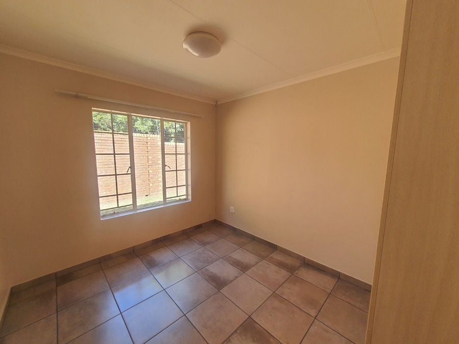 To Let 2 Bedroom Property for Rent in Ngwenya River Estate North West